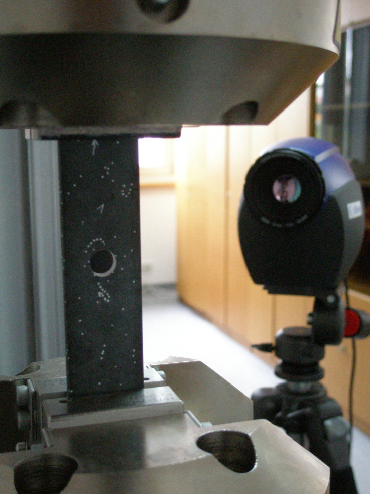 Analysed specimen in the loadframe